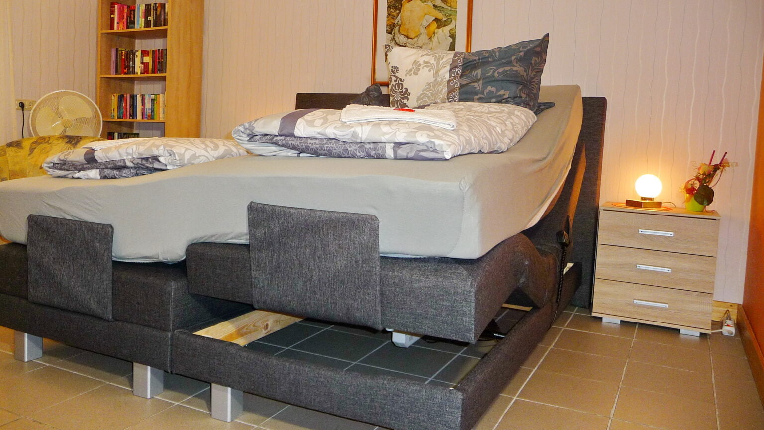 Boxspringbetten sind elektrisch höhen-verstellbar